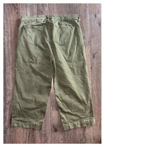 Torrid size 14 olive green pants - Picture 2 of 8